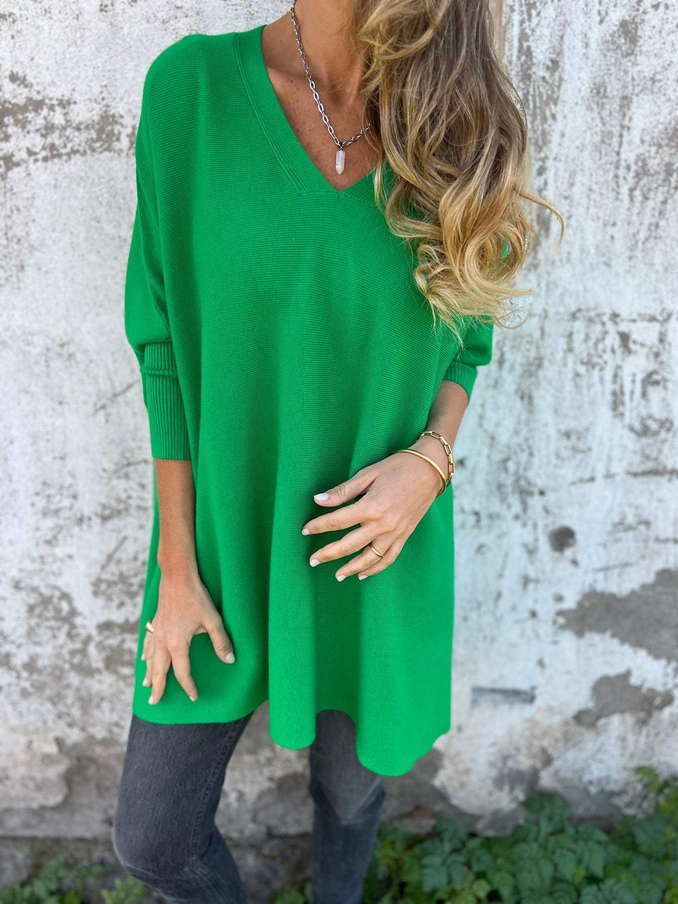 Willow | Women's Swing V-Neck Tunic Pullover