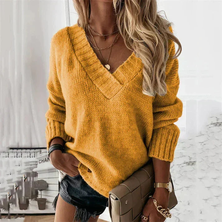Genevra | Women's V-Neck Sweater in an Oversized Fit
