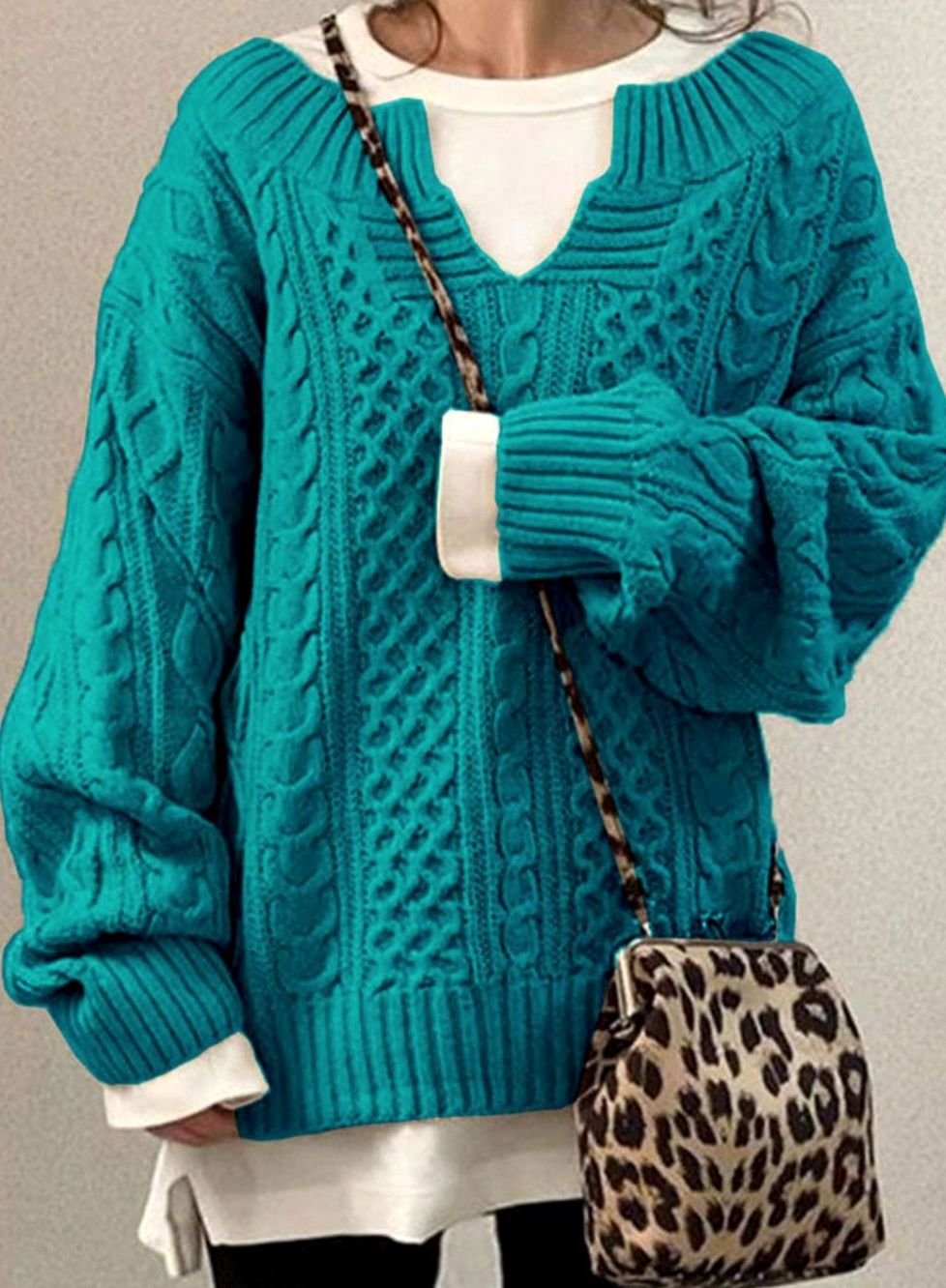 Audrey | Women's Oversized Cable Knit V-Neck Sweater